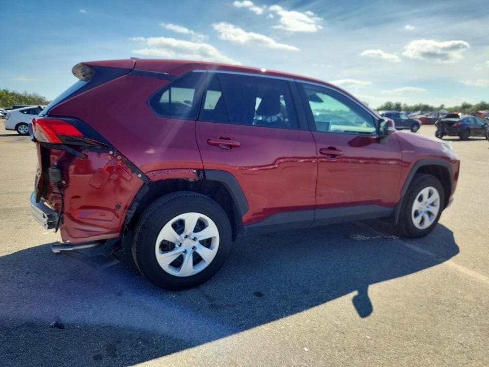 2025 TOYOTA RAV4 LE 3