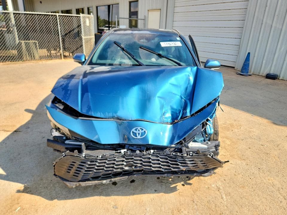 2025 TOYOTA CAMRY SE 5