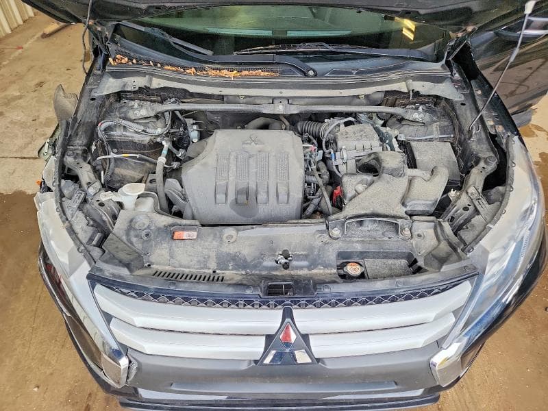 2019 MITSUBISHI ECLIPSE CROSS ES 12