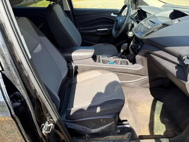 2017 FORD ESCAPE SE 6