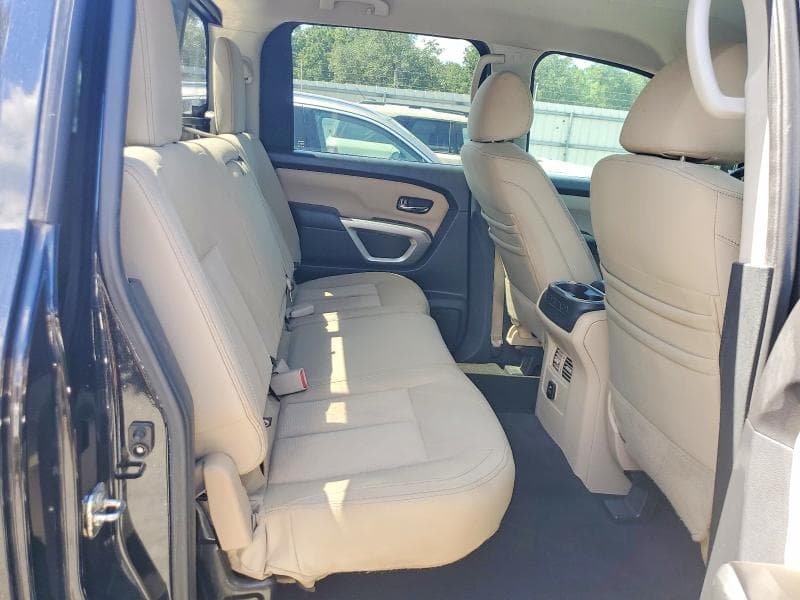 2017 NISSAN TITAN SV 10