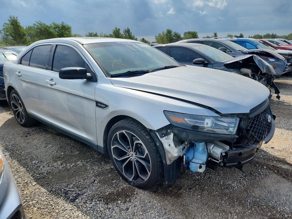 2019 FORD TAURUS SHO 4