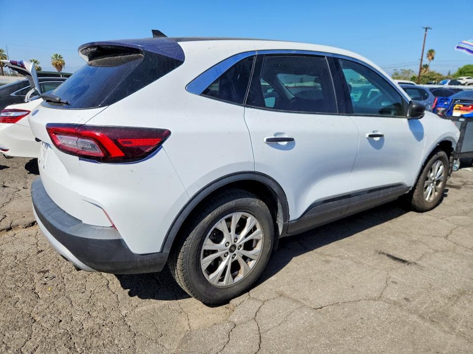 2024 FORD ESCAPE ACTIVE 3