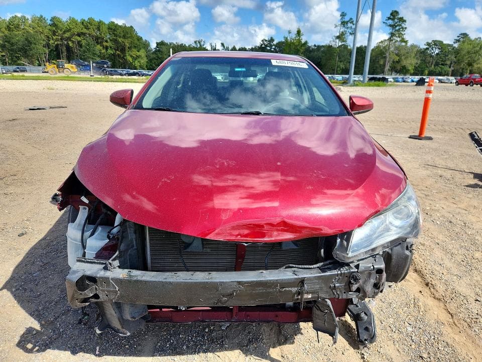 2017 TOYOTA CAMRY SE 5