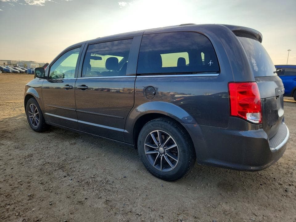 2017 DODGE GRAND CARAVAN SE 2