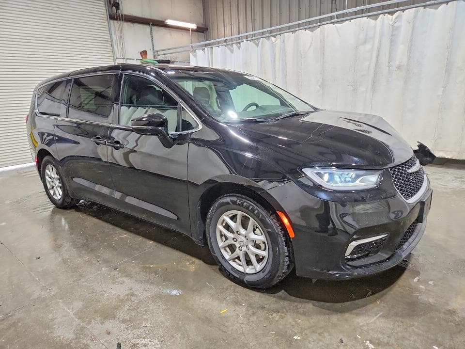 2025 CHRYSLER PACIFICA SELECT 4
