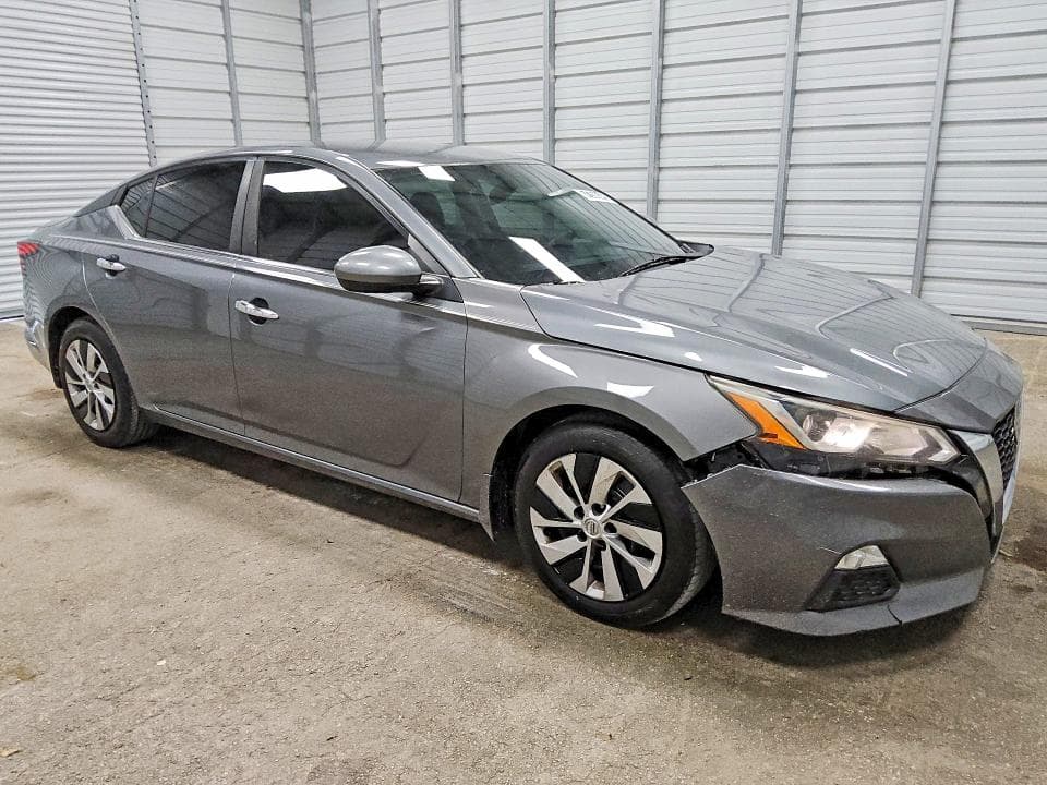 2019 NISSAN ALTIMA S 4