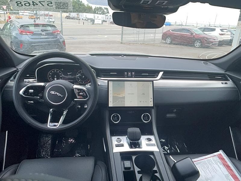 2026 JAGUAR F-PACE R-DYNAMIC S 9