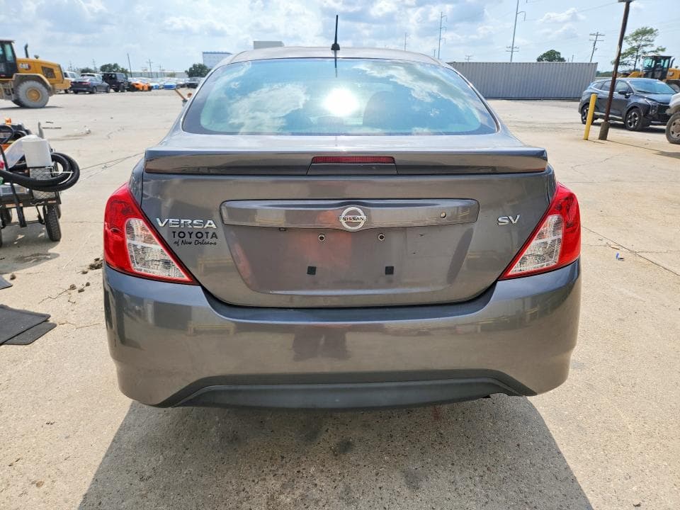 2019 NISSAN VERSA SV 6