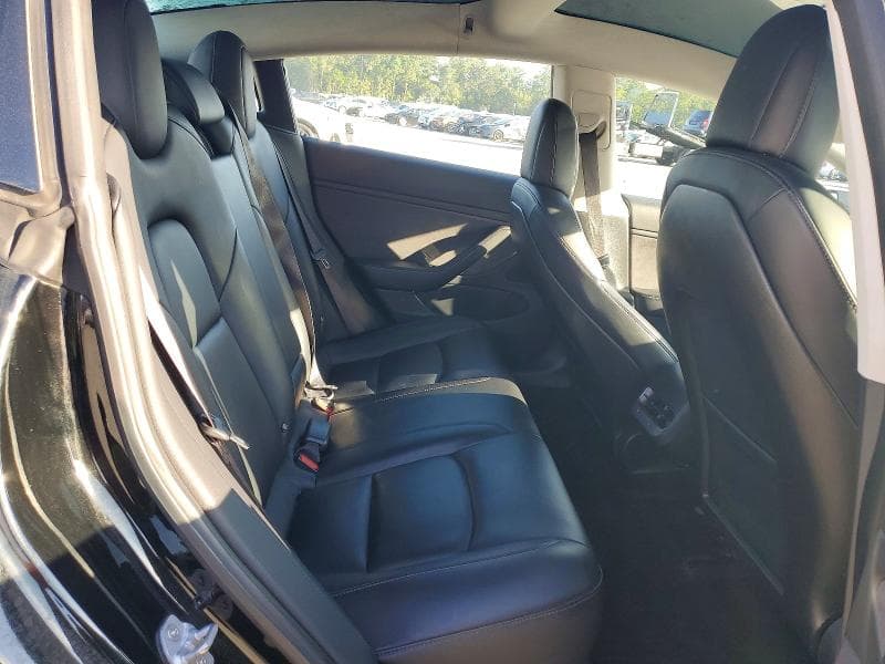 2018 TESLA MODEL 3 10