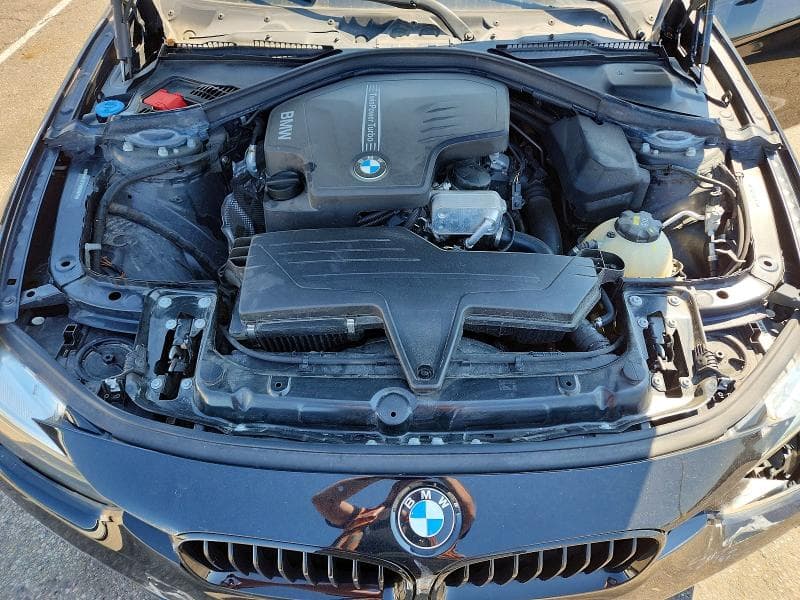 2017 BMW 320 XI 11