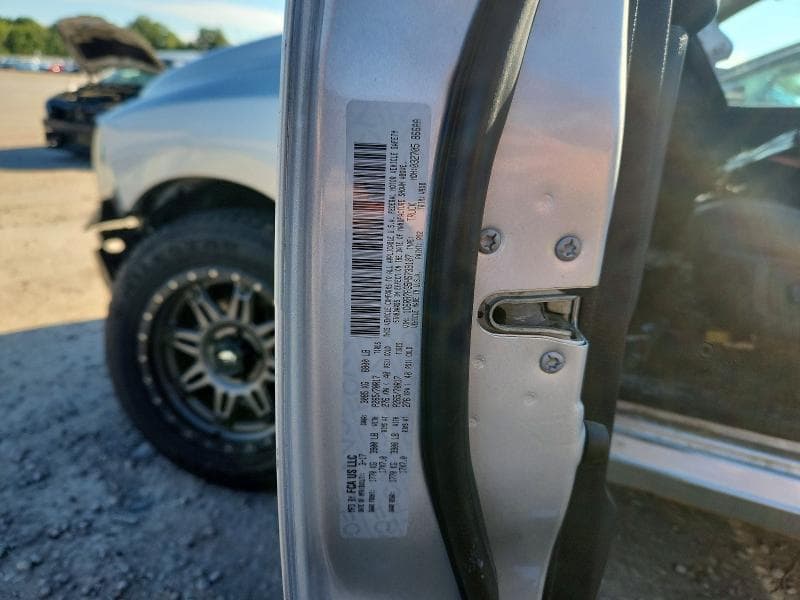 2017 RAM 1500 ST 13