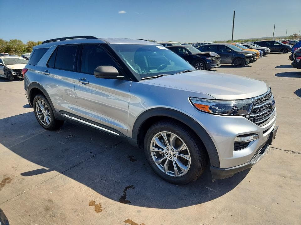 2021 FORD EXPLORER XLT 4