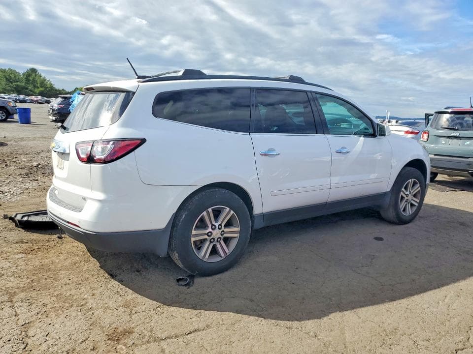 2017 CHEVROLET TRAVERSE LT 3
