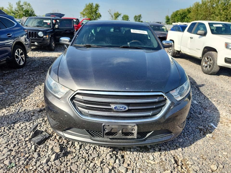 2017 FORD TAURUS LIMITED 5