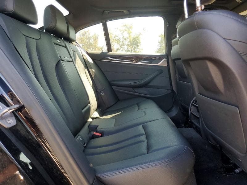 2018 BMW 530E 10