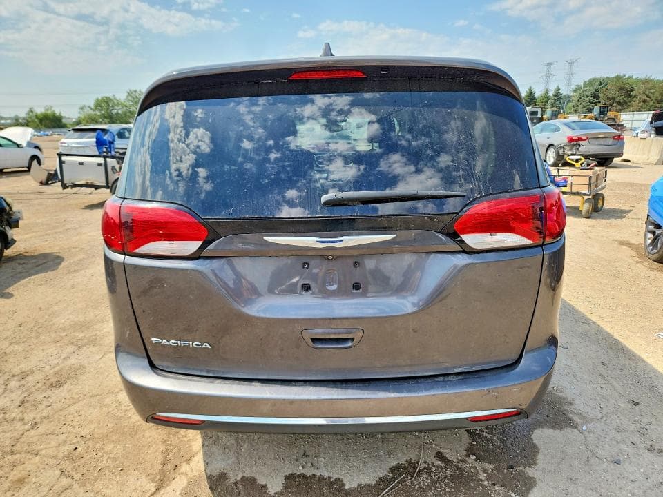 2017 CHRYSLER PACIFICA TOURING L 6
