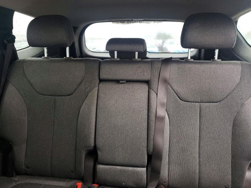 2019 HYUNDAI SANTA FE SE 10