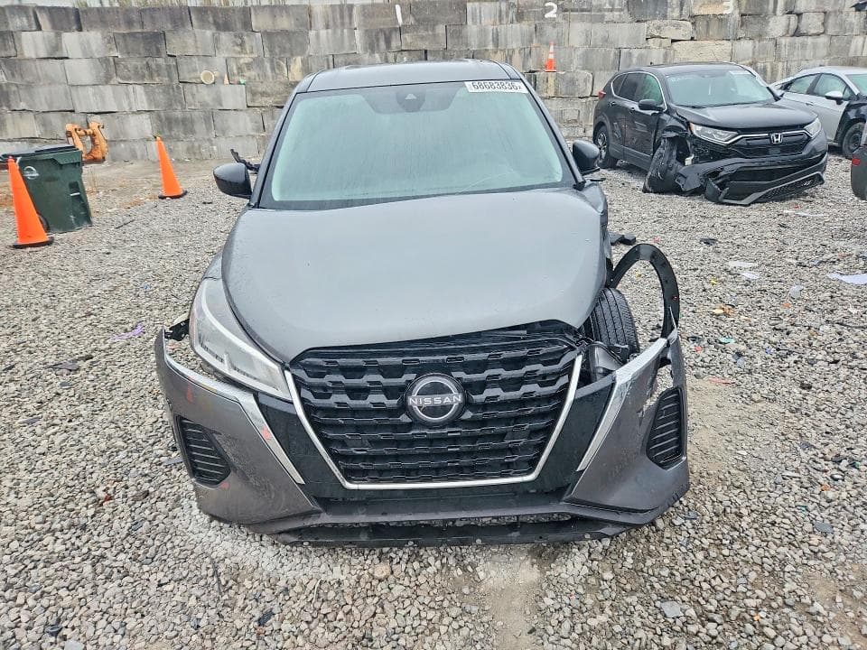 2023 NISSAN KICKS S 5