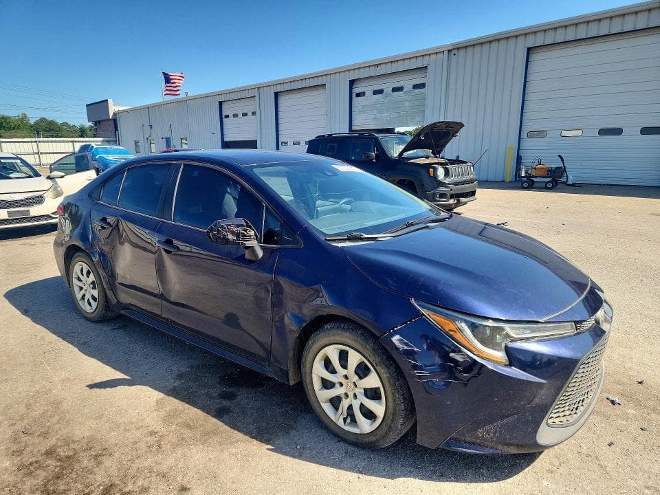 2020 TOYOTA COROLLA LE 4