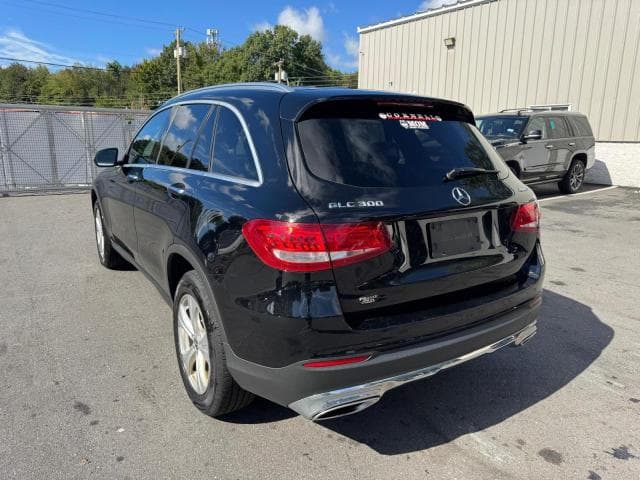 2018 MERCEDES-BENZ GLC 300 4MATIC 2