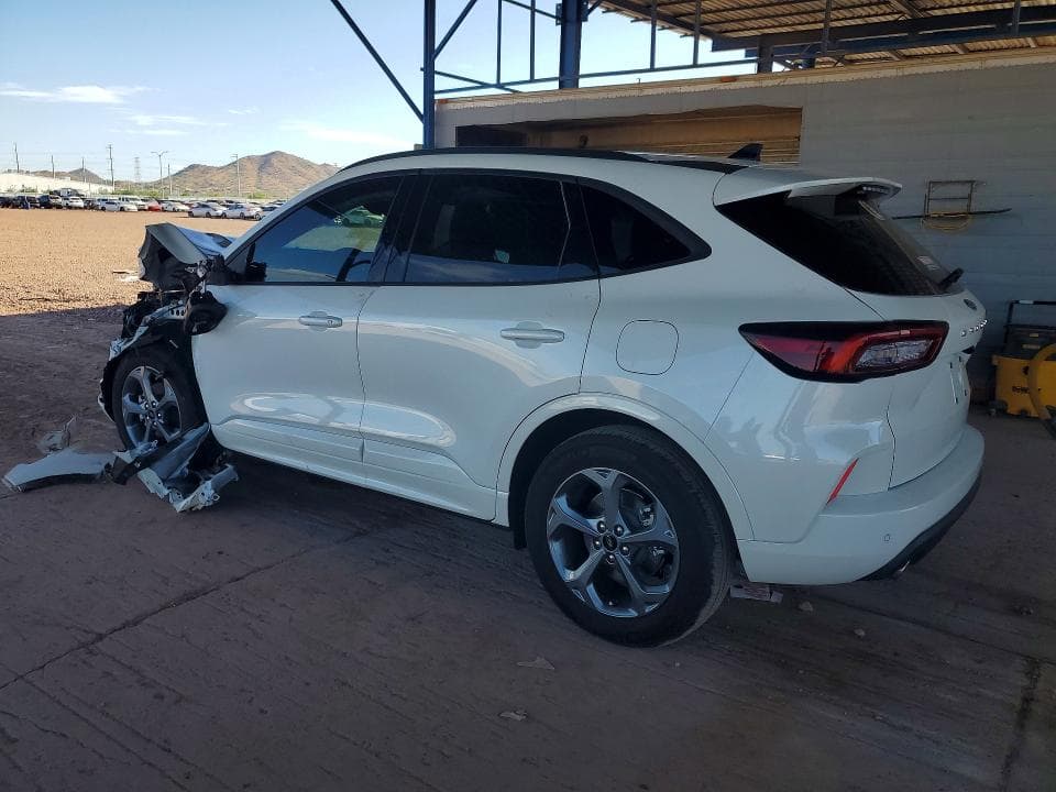 2023 FORD ESCAPE ST LINE 2