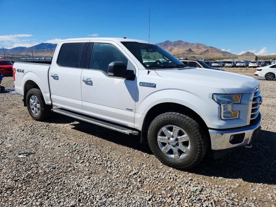 2017 FORD F150 SUPERCREW 4