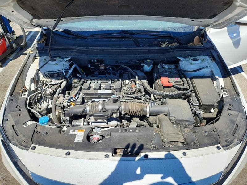2019 HONDA ACCORD LX 11