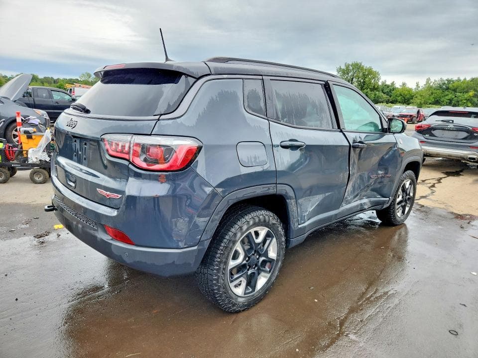 2017 JEEP COMPASS TRAILHAWK 3