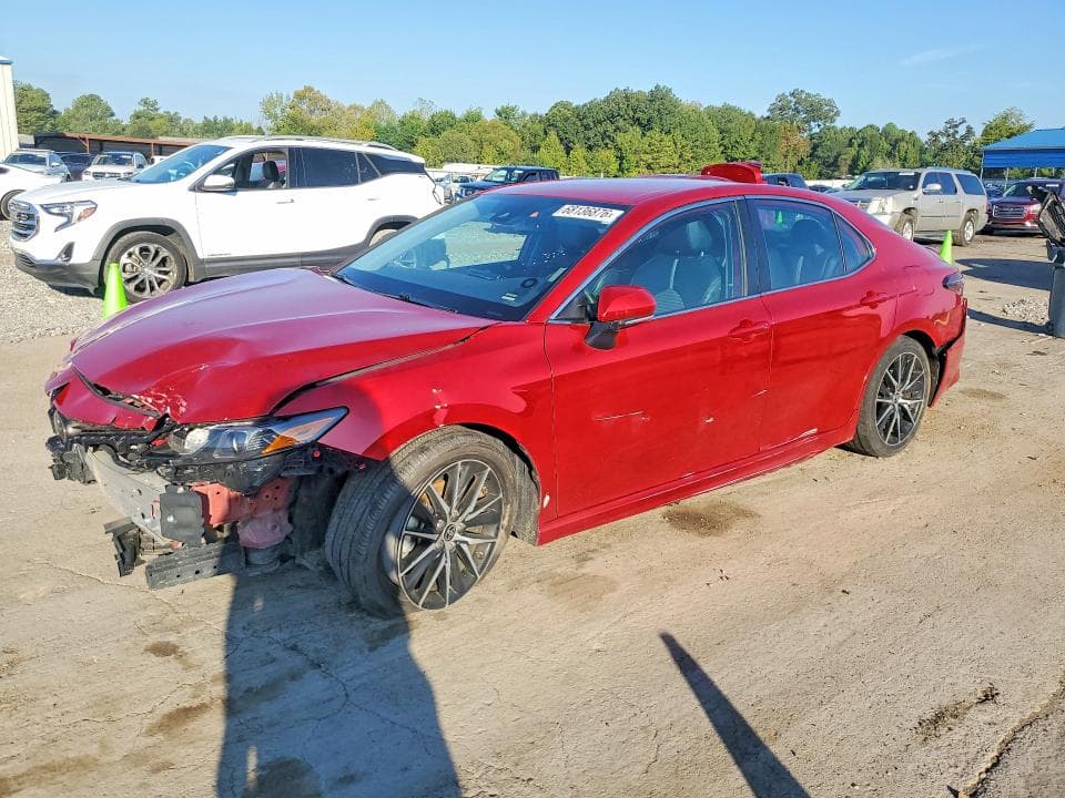 2024 TOYOTA CAMRY SE