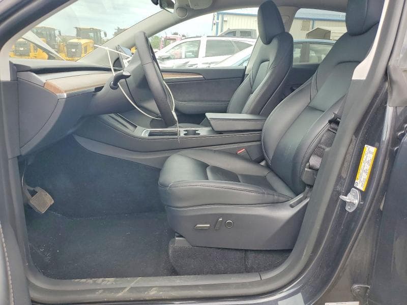 2024 TESLA MODEL Y 7