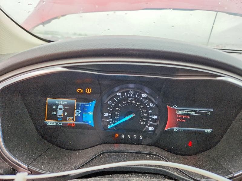 2020 FORD FUSION SE 9
