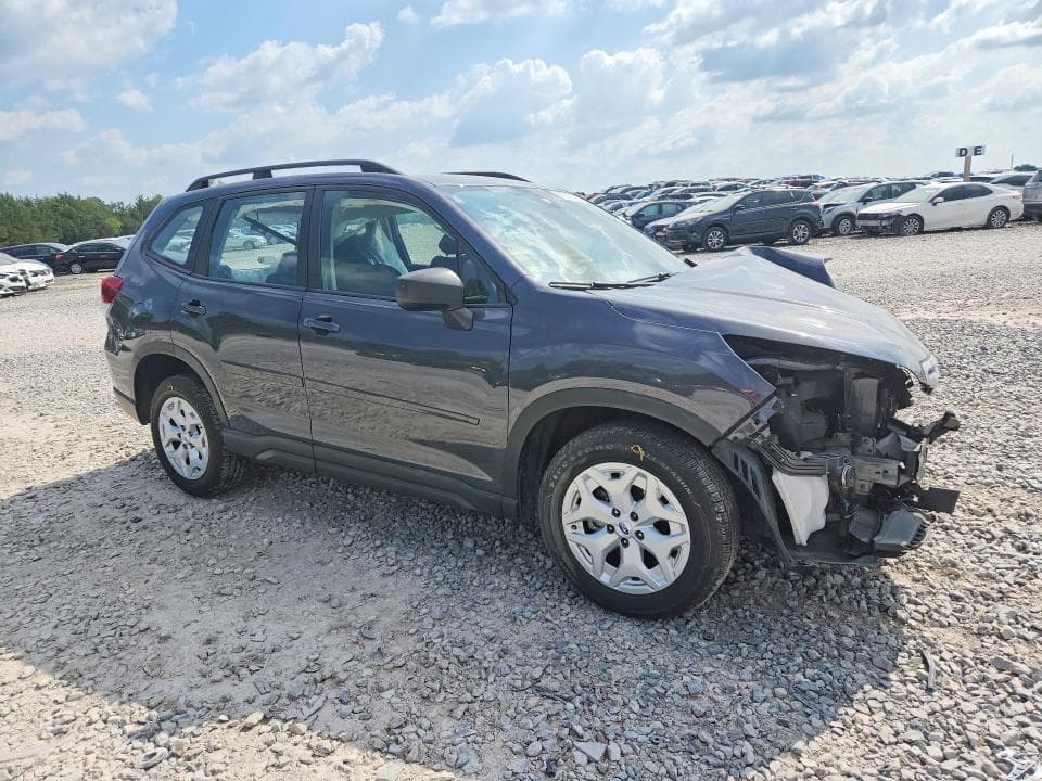 2021 SUBARU FORESTER 4