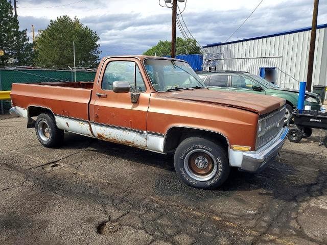 1982 CHEVROLET C10 4