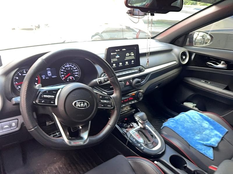 2021 KIA FORTE GT 9
