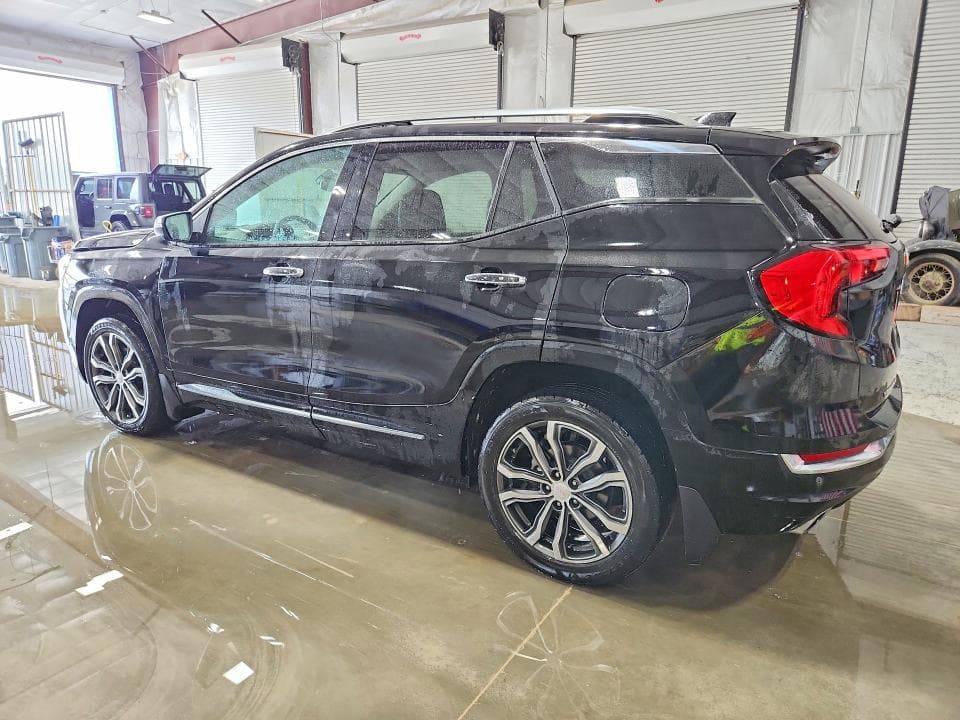 2018 GMC TERRAIN DENALI 2