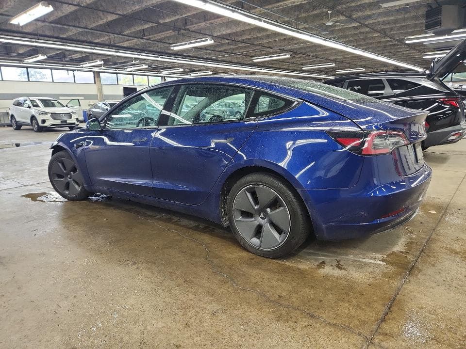2022 TESLA MODEL 3 2