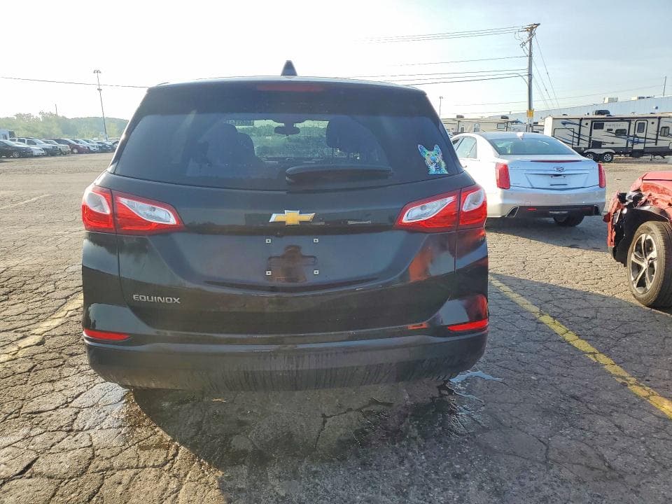 2019 CHEVROLET EQUINOX LS 6
