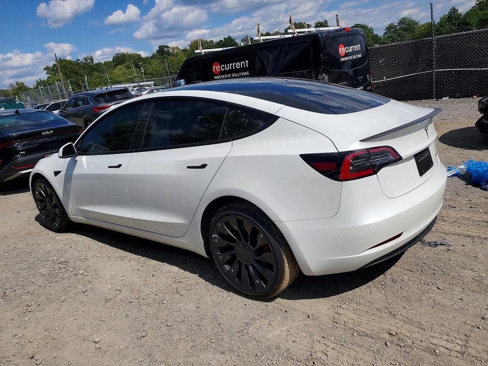 2022 TESLA MODEL 3 2