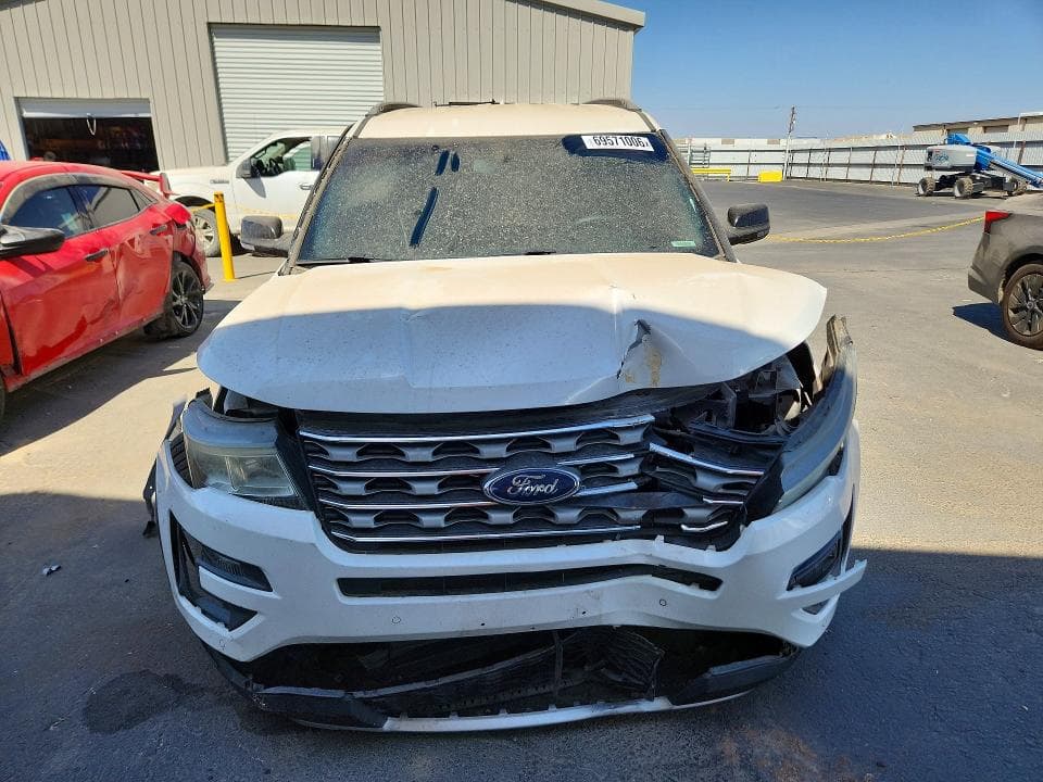 2017 FORD EXPLORER XLT 5