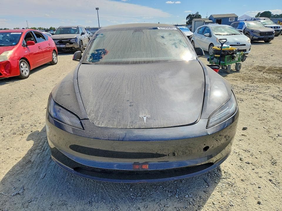 2025 TESLA MODEL 3 5