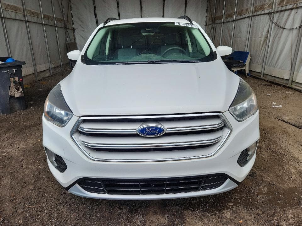 2018 FORD ESCAPE SE 5