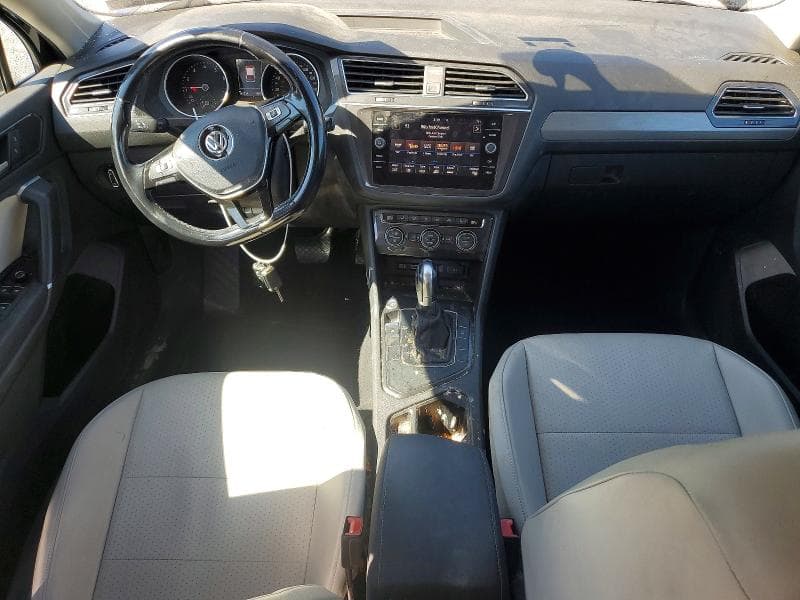 2018 VOLKSWAGEN TIGUAN SE 8
