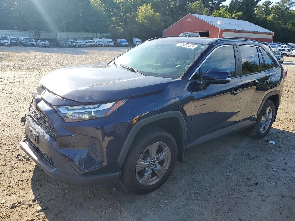 2022 TOYOTA RAV4 XLE - 1