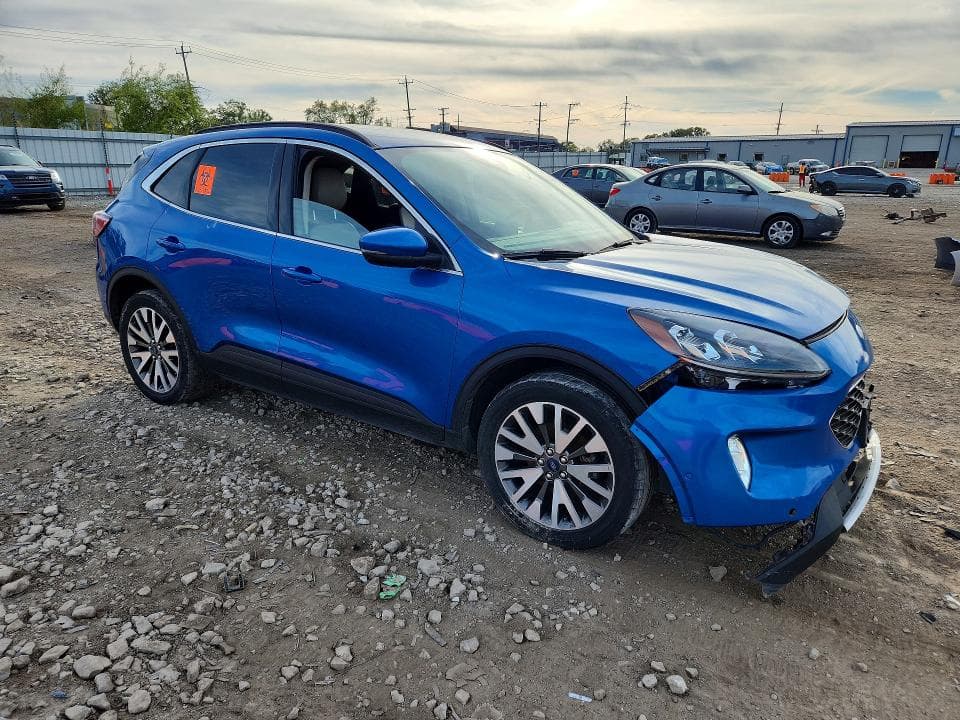 2020 FORD ESCAPE TITANIUM 4