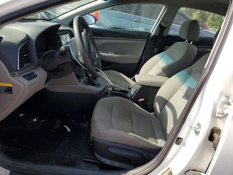 2017 HYUNDAI ELANTRA SE 7