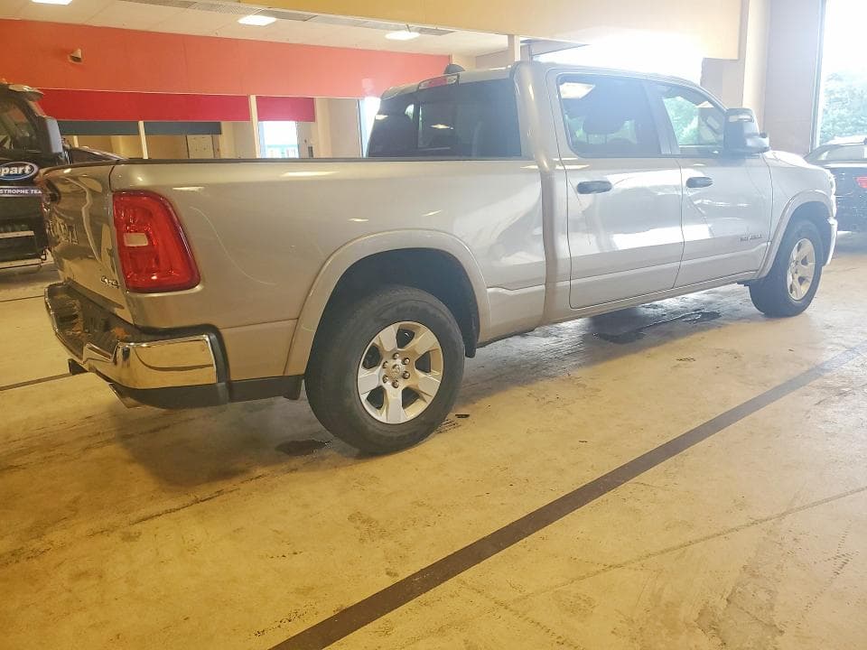 2025 RAM 1500 BIG HORN/LONE STAR 3