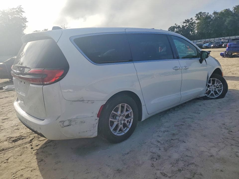 2025 CHRYSLER PACIFICA SELECT 3