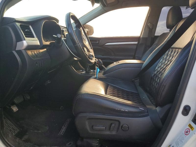 2019 TOYOTA HIGHLANDER LE PLUS 7