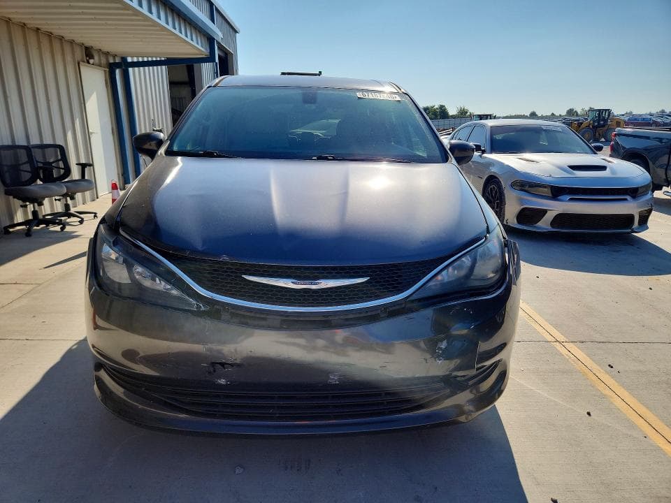 2017 CHRYSLER PACIFICA TOURING 5